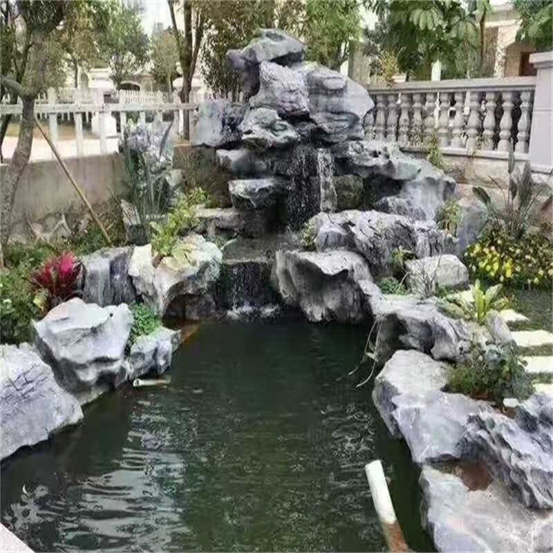 盐田庭院假山鱼池图片